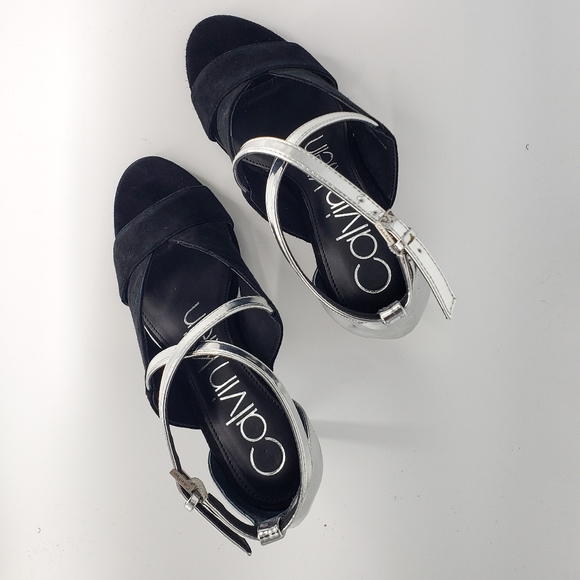 New Calvin Klein Nevah Suade Heels Sz 6.5 - Picture 8 of 8